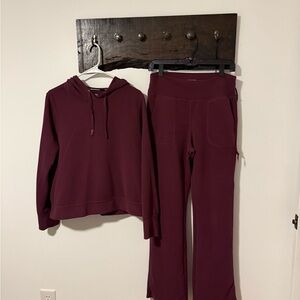 Calvin Klein Performance Maroon Set